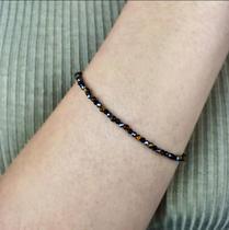 Pulseira Minimalista Facetada da Tripla Proteção - Proteção, Poder e Equilíbrio: Obsidiana,Hematita e Olho de Tigre