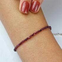 Pulseira Minimalista Facetada de Pedra Granada com Fecho em Prata 925 - Paixão e Desejo