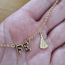 Pulseira Nossa Senhora Aparecida com Pingente Fé - 18 cm Pulseira Nossa Senhora Aparecida com Pingente Fé - 18 cm