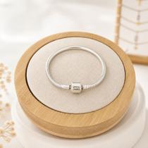 Pulseira Para Berloques Fecho Tambor - Banhado a Prata 925 TAMANHO:21 cm (pulso 19cm) Pulseira Para Berloques Fecho Tambor - Banhado a Prata 925 TAMANHO:21 cm (pulso 19cm)