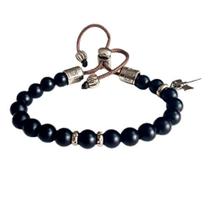 Pulseira sting de pedra natural preta. Pulseira sting de pedra natural preta.