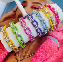 Pulseiras coloridas pintada com detalhes em elos duplo banhado ouro e prata