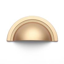 Puxador Concha Shell 64mm Dourado Matte Zen Design Puxador Concha Shell 64mm Dourado Matte Zen Design