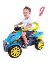 Quadriciclo Colorido com Pedal