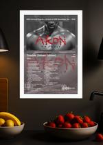 Quadro Akon Trouble (Colored) Vidro e Moldura Branca Tamanho:21cm x 30cm (A4)