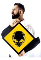 Quadro Alien Zone E.t Arte Tipo Placa Moldura Decoração Quadro Alien Zone E.t Arte Tipo Placa Moldura Decoração