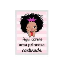 Quadro Aqui Dorme Uma Princesa Cacheada 24X18 Madeira Branca