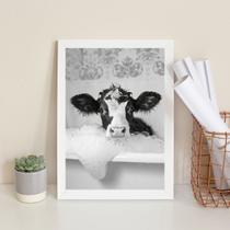 Quadro Banheiro Vaquinha Tomando Banho 45x34cm - com vidro Quadro Banheiro Vaquinha Tomando Banho 45x34cm - com vidro