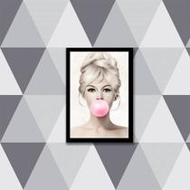 Quadro Brigitte Bardot Chicletes 33x24cm - com vidro Quadro Brigitte Bardot Chicletes 33x24cm - com vidro