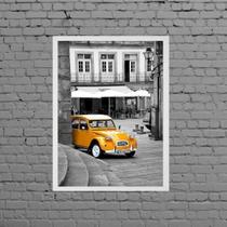 Quadro Cidade Com Carro Amarelo Moldura Branca 45X34Cm