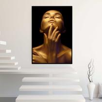 Quadro com Moldura 40x60 Mulher Dourada Salão Decorativo Grande Sala Quarto Hall Cor:Moldura Preta