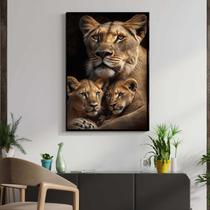 Quadro com Moldura Decorativo Para Sala Quarto Hall Leoa com 2 Filhotes Savana Cor:MOLDURA PRETATamanho:40 X 60 X 3 CM