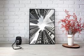 Quadro Com Moldura Prédios Preto e Branco Quadro Com Moldura Prédios Preto e Branco