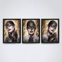 Quadro com molduraface mulher dourada Quadro com molduraface mulher dourada