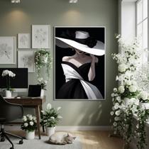 Quadro Decor Lady Dimitrescu 70x50cm Mold Branca