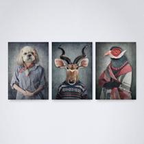 Quadro Decorativo Animais com Roupas de Frio Humanas 30x20cm Quadro Decorativo Animais com Roupas de Frio Humanas 30x20cm