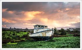 Quadro Decorativo Barco Paisagem Natureza Salas Quartos Decorações Moldura Branca Q10 Quadro Decorativo Barco Paisagem Natureza Salas Quartos Decorações Moldura Branca Q10