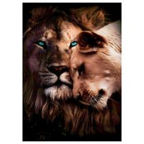 Quadro Decorativo Casal Rei 004 Moldura em Madeira 60x80cm Quadro Decorativo Casal Rei 004 Moldura em Madeira 60x80cm