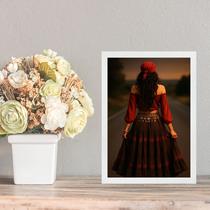Quadro Decorativo Cigana Da Estrada 24x18cm - com vidro