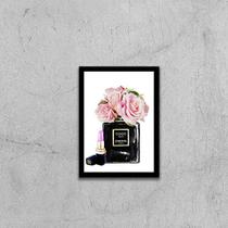 Quadro Decorativo com Flores e Batom 45x34cm - com vidro Quadro Decorativo com Flores e Batom 45x34cm - com vidro