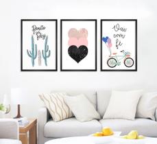 Quadro Decorativo Conjunto de 3 Quadros, Cactos, Corações e Frases Quadro Decorativo Conjunto de 3 Quadros, Cactos, Corações e Frases