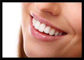 Quadro Decorativo Dentista Consultórios Odontológicos Sorriso Dentes Com Moldura RC050
