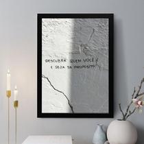 Quadro Decorativo Descubra Quem Você É 24x18cm - com vidro Quadro Decorativo Descubra Quem Você É 24x18cm - com vidro
