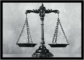 Quadro Decorativo Direito Advogados Balança Da Justiça Sala Escritório Com Moldura RC042