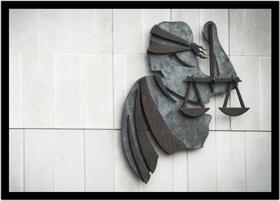 Quadro Decorativo Direito Advogados Deusa Têmis Advocacia Justiça Sala Escritório Com Moldura RC017