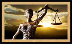 Quadro Decorativo Direito Têmis Balança Justiça Advogados Escritório Salas Com Moldura RC045