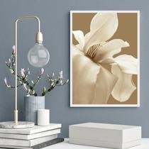 Quadro Decorativo Flor Branca Fundo Marrom 24x18cm - com vidro