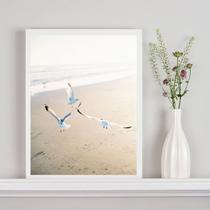 Quadro Decorativo Gaivotas Voando Na Praia 33x24cm - com vidro