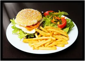 Quadro Decorativo Gourmet Hambúrguer Hamburgueria Padarias Lanchonetes Comércio Com Moldura RC53