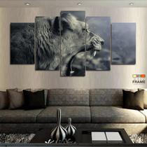 Quadro Decorativo Leoa PeB 130x63 em tecido Quadro Decorativo Leoa PeB 130x63 em tecido