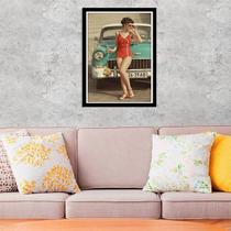 Quadro Decorativo Mulher com Carro dos Anos 50 45x34cm Quadro Decorativo Mulher com Carro dos Anos 50 45x34cm