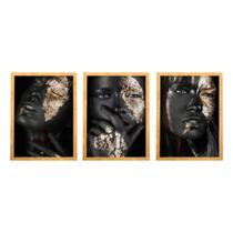 Quadro Decorativo Mulher Negra 40X60 Moldura Maquiagem Dourada Gold Sala Escritório Quarto Grande - Líder Molduras
