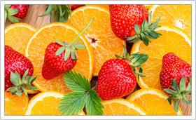 Quadro Decorativo Para Cozinhas Frutas Morango Gourmet Mercados Decorar Moldura Branca Q02