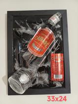 Quadro decorativo resinado garrafa quebrada