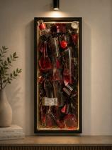 Quadro decorativo resinado garrafa quebrada