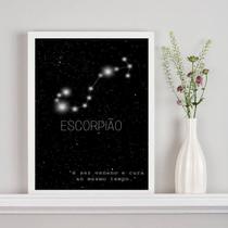 Quadro Decorativo Signo Escorpião 45x34cm - Vidro e Madeira Preta