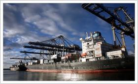 Quadro Decorativo Transporte Logística Contêiner Navio Salas Moldura Branca Q04 Quadro Decorativo Transporte Logística Contêiner Navio Salas Moldura Branca Q04