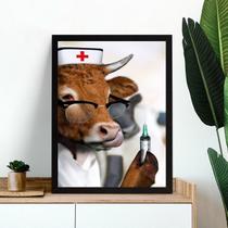 Quadro Decorativo Vaca Veterinária 45x34cm