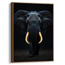 Quadro Elefante Majestoso Sob Céu Noturno Profundo