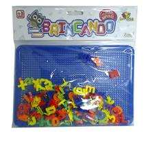 Quadro encaixa letras e numero