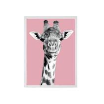 Quadro Foto Girafa Fundo Rosa 45X34Cm - Madeira Branca