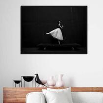 Quadro Fotografia Bailarina Plataforma 24x18cm Quadro Fotografia Bailarina Plataforma 24x18cm