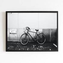 Quadro Fotografia Bicicleta Estacionada 33x24cm - com vidro