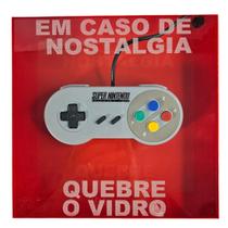Quadro Geek Controle Snes Resina Com Martelo Decorativo Quadro Geek Controle Snes Resina Com Martelo Decorativo