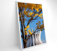 Quadro Ipê Amarelo Catedral ao fundo