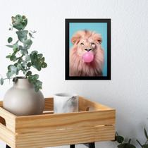 Quadro Leão Bubble Gum Azul E Rosa 33X24Cm - Com Vidro